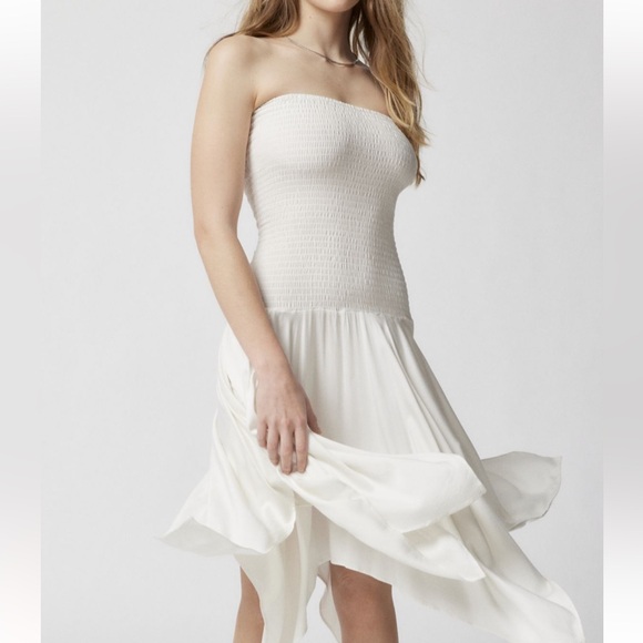 Ecote Off-white Fairycore Ruched Strapless Dresss - Picture 8 of 13